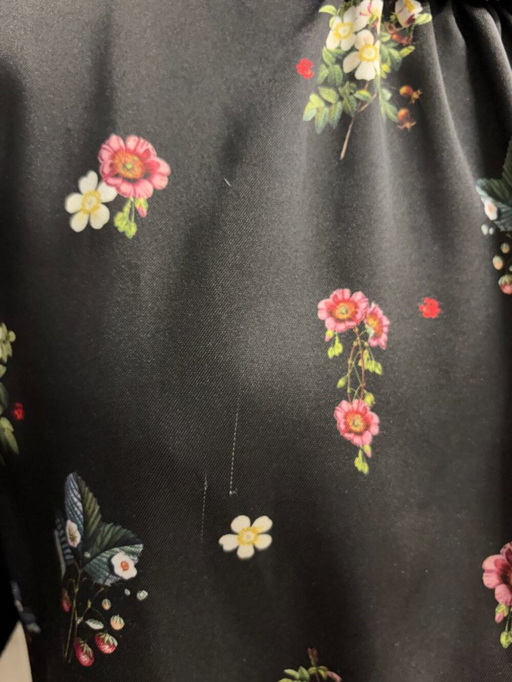 Ted Baker Shrayha Scallop Trim Floral Mixed-Media Top - Size 3 - Picture 5 of 8
